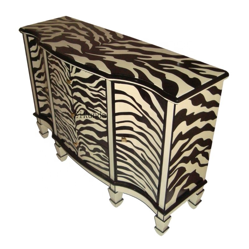 Zebra Painted Kitchen Cabinet  - огляд і ціна Interior Design Monochrome